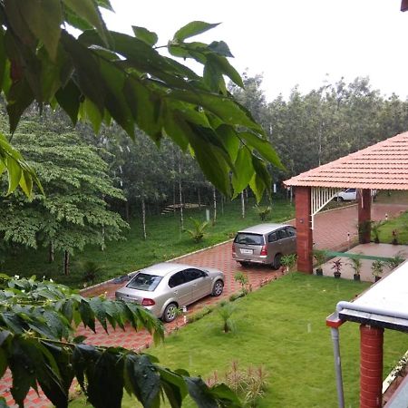 Water View Holiday Retreat Sakleshpur Exterior photo